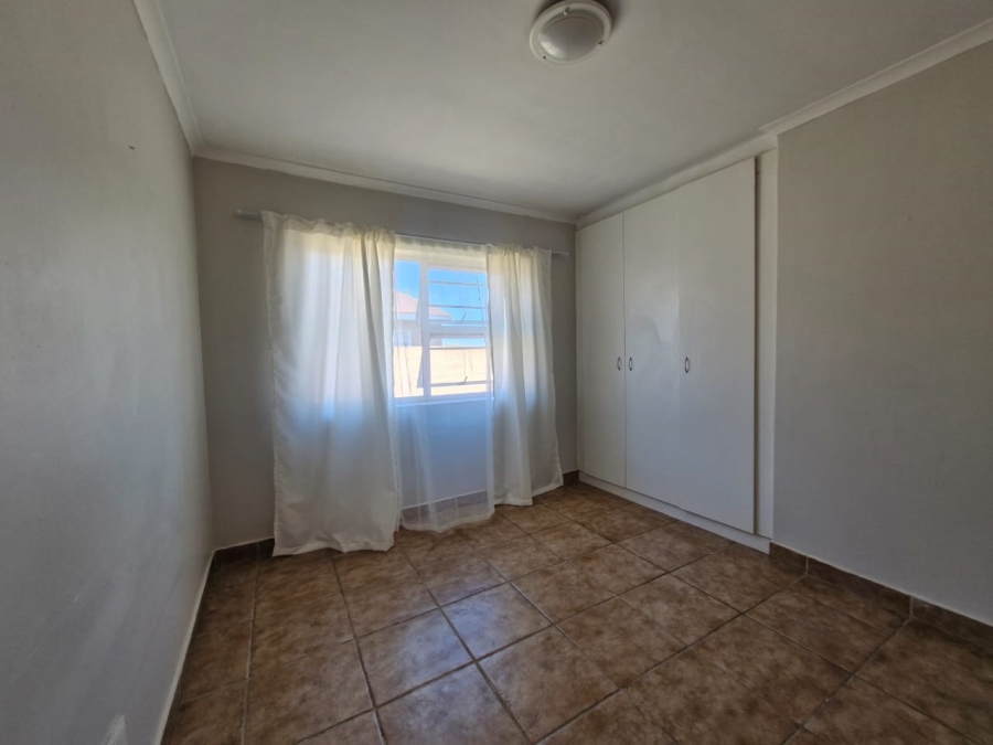 To Let 3 Bedroom Property for Rent in Parsonsvlei Eastern Cape